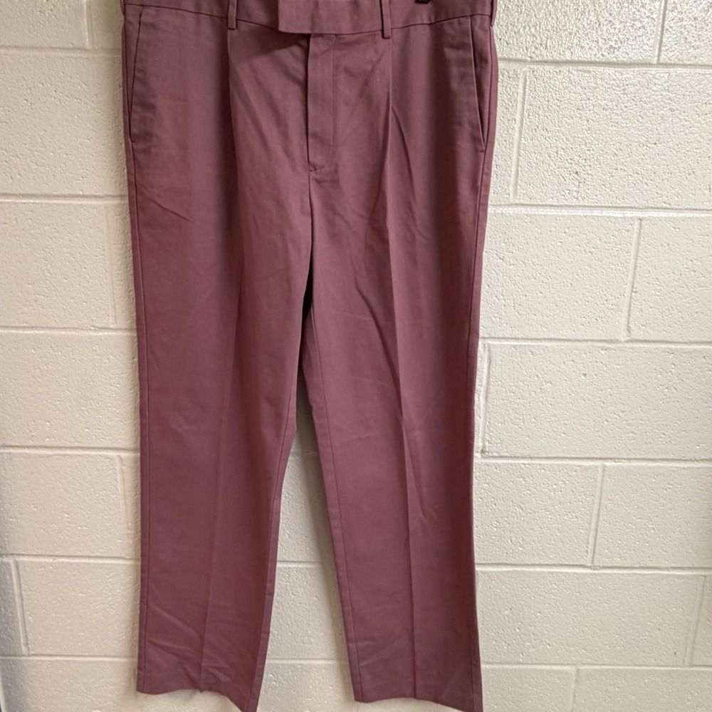 Charles Tyrwhitt Mens Pleated Non Iron Front Chinos 40x34 Straight Leg Pant